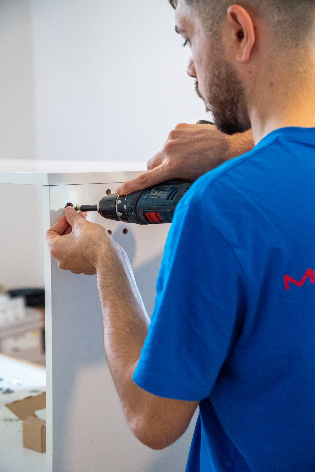 Professionelle Büromontage durch Möbelmonteur Wien – schnell, präzise und zuverlässig in jedem Detail.