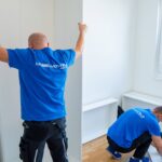 Möbelmonteur Wien bei der professionellen Möbelmontage - präzise, zuverlässig und schnell.